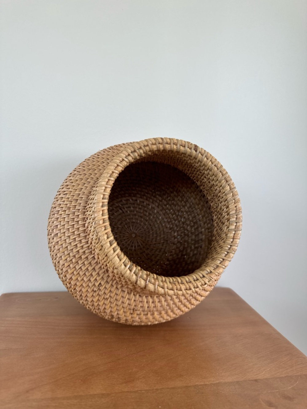 Woven Rattan Vase - Picture 6 of 7
